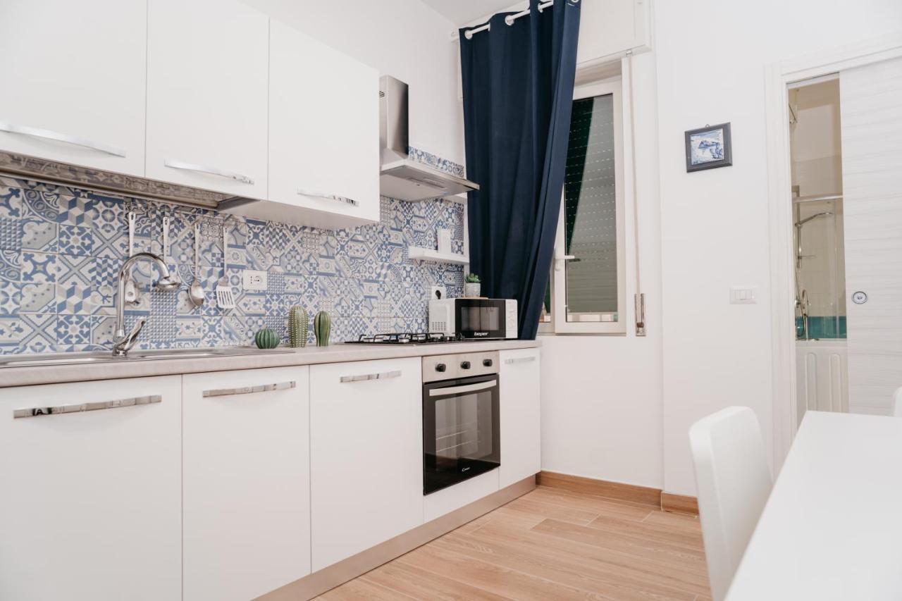 Appartamento Brombeis Fantastica By Casa Napoletana - Town Center Napoli Esterno foto